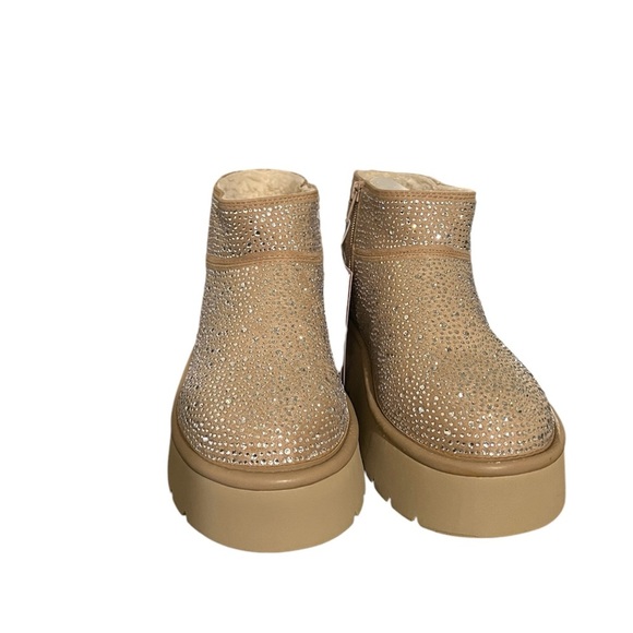 Memory Foam Bling Fur Boots - Picture 4 of 4